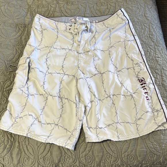 Kirra Other - MENS Kirra Boardshorts Sz 33 like new